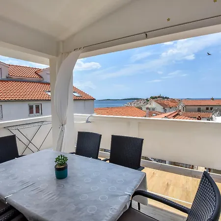 Apartment Jasna Primošten